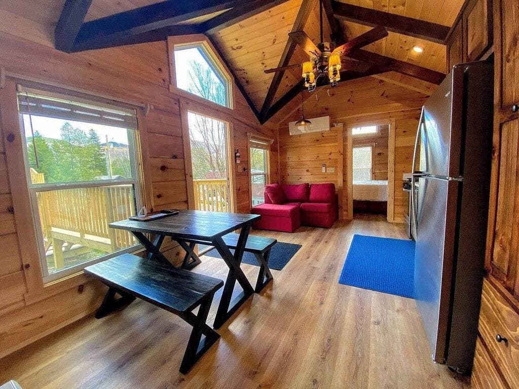 Foto 6 von 11: B3 Großartiges \"Tiny Home\" mit Klimaanlage, Bergblick, Minuten zum Skifahren, Wandern, Attraktionen, hundefreundlich!