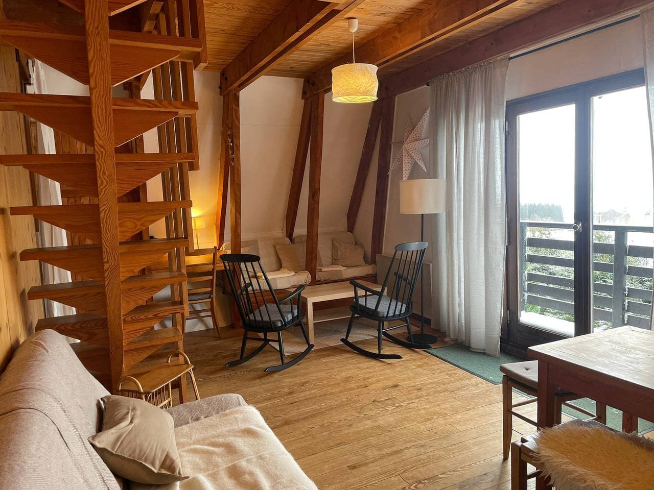 Foto 5 von 35: Berghütte mit Balkon, nahe Pisten und Zentrum