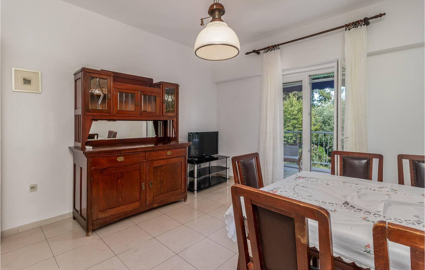 Foto 4 von 21: Gemütliche 2-Zimmer-Wohnung mit Terrasse, Parkplatz und 2 km Entfernung zum Hundestrand
