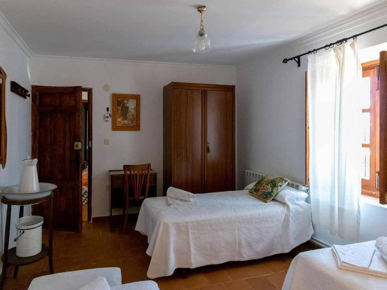 Foto 12 von 42: Six-Bedroom Holiday Home