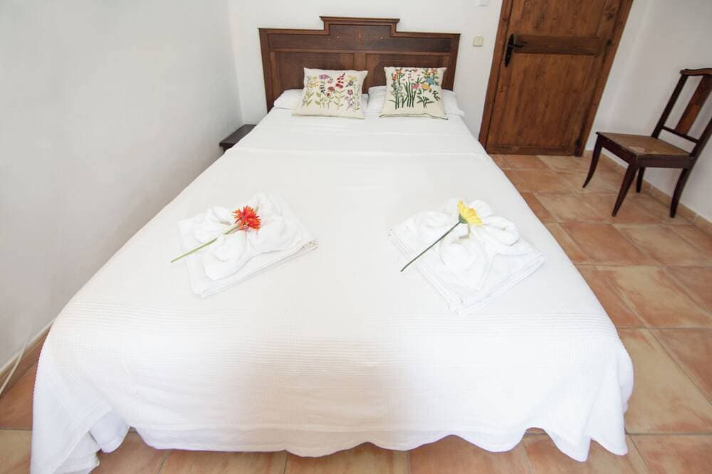 Foto 10 von 30: Rustikale Villa mit Charme, Pool und WLAN. Ideale Radfahrer Sonderangebot