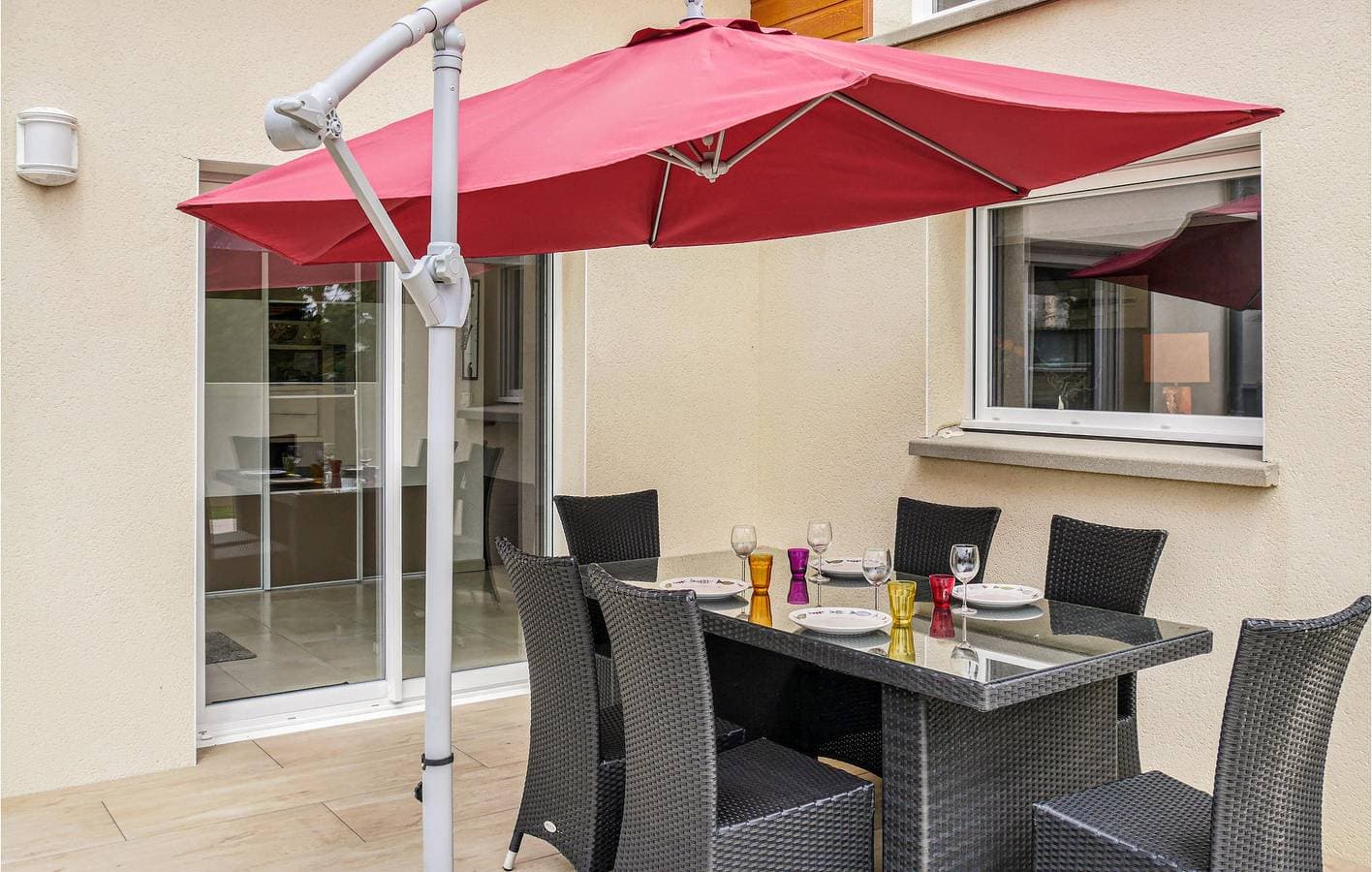 Foto 12 von 36: Juwel am Strand: 160qm mit TV, Parkplatz, Geschirrspüler, Garten und WiFi