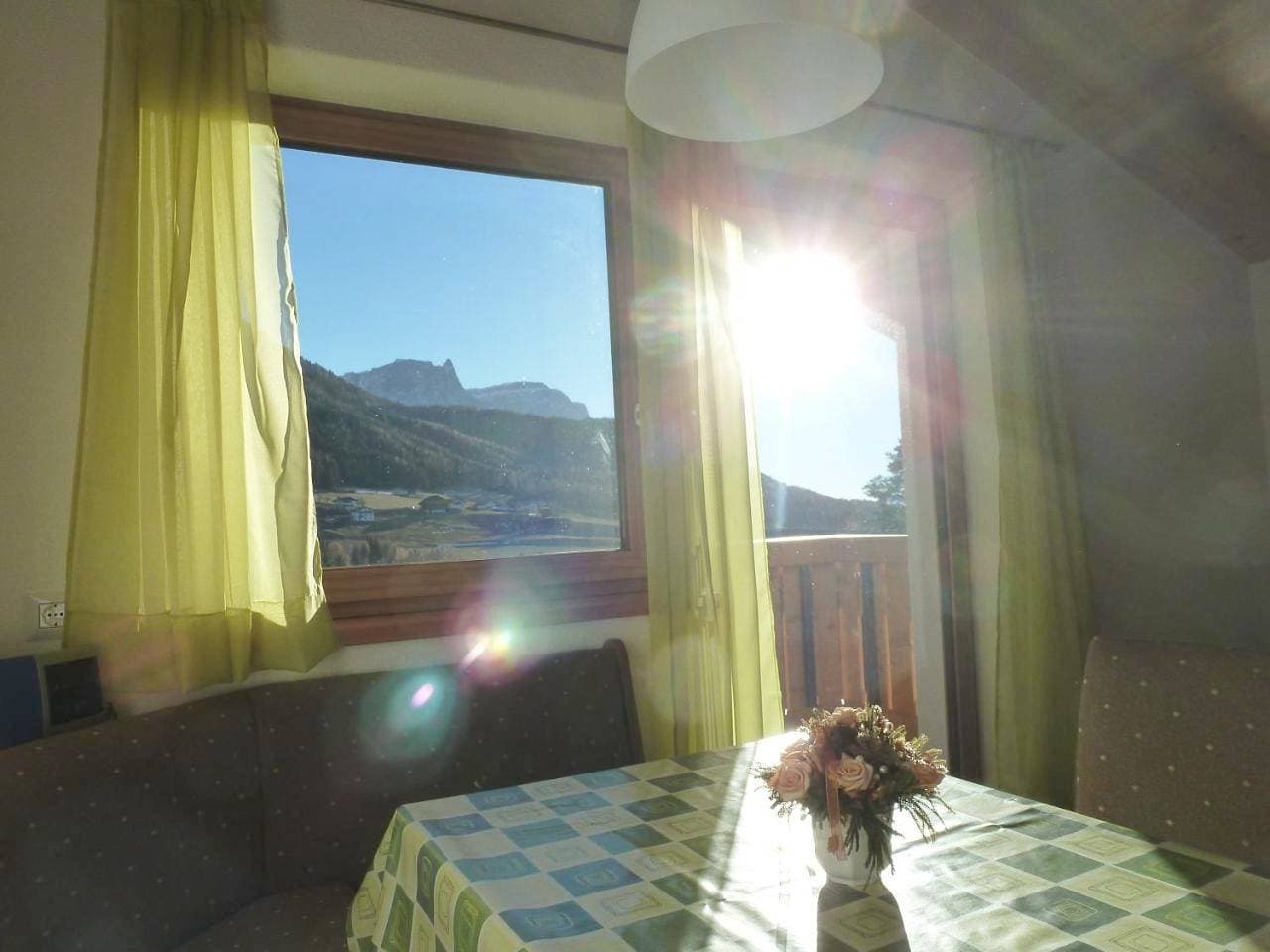 Foto 3 von 27: Apartment with Mountain View