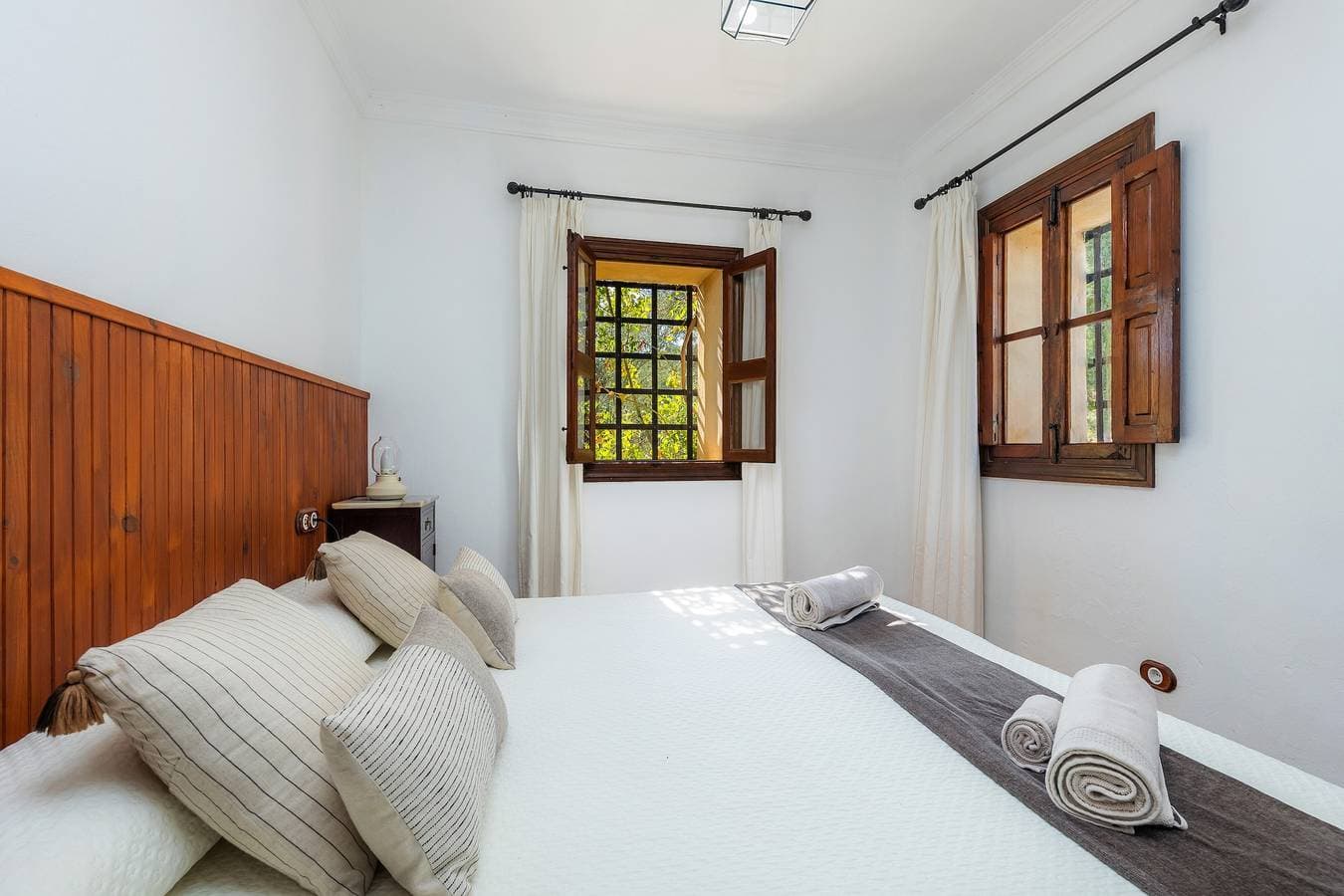 Foto 11 von 34: Ferienwohnung "Es Mulí" mit Bergblick, Gemeinschaftspool und WLAN