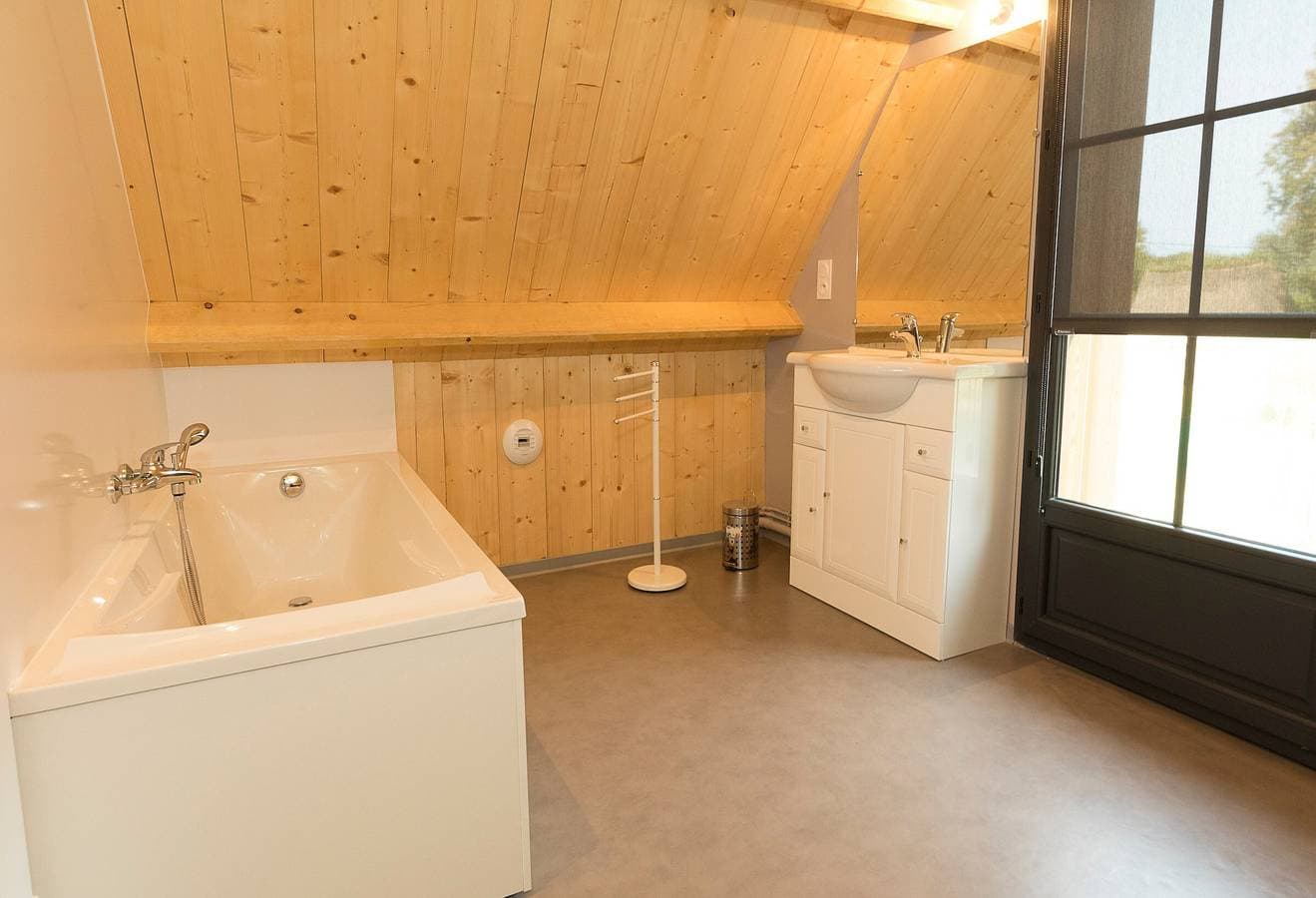 Foto 9 von 18: Ferienhaus 'La Longère De Sotteville-sur-mer' mit privater Terrasse, privatem Garten und WLAN