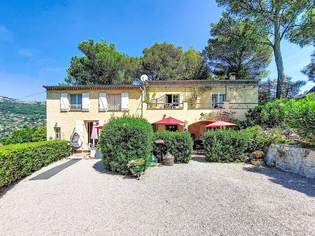 Schöner Landsitz Villa Vivaris 1
