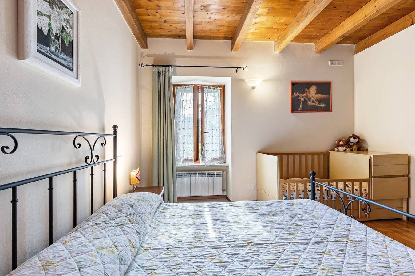 Foto 4 von 33: Ferienwohnung 'Appartamento Trilocale' mit gemeinsamer Terrasse, gemeinsamem Garten und WLAN