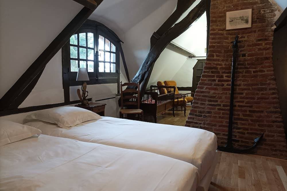 Foto 4 von 30: Gite \"Les chaumières de Fort-Moville\" (The thatched cottages of Fort-Moville)
