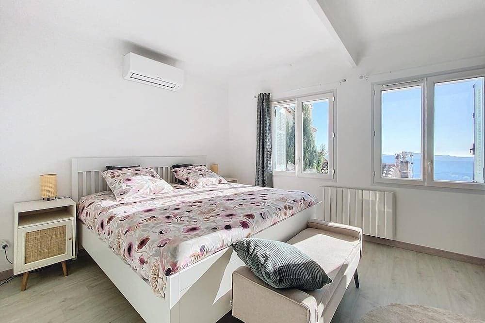 Foto 3 von 30: Nugget! Modern village house, Jacuzzi-garden with exceptional view
