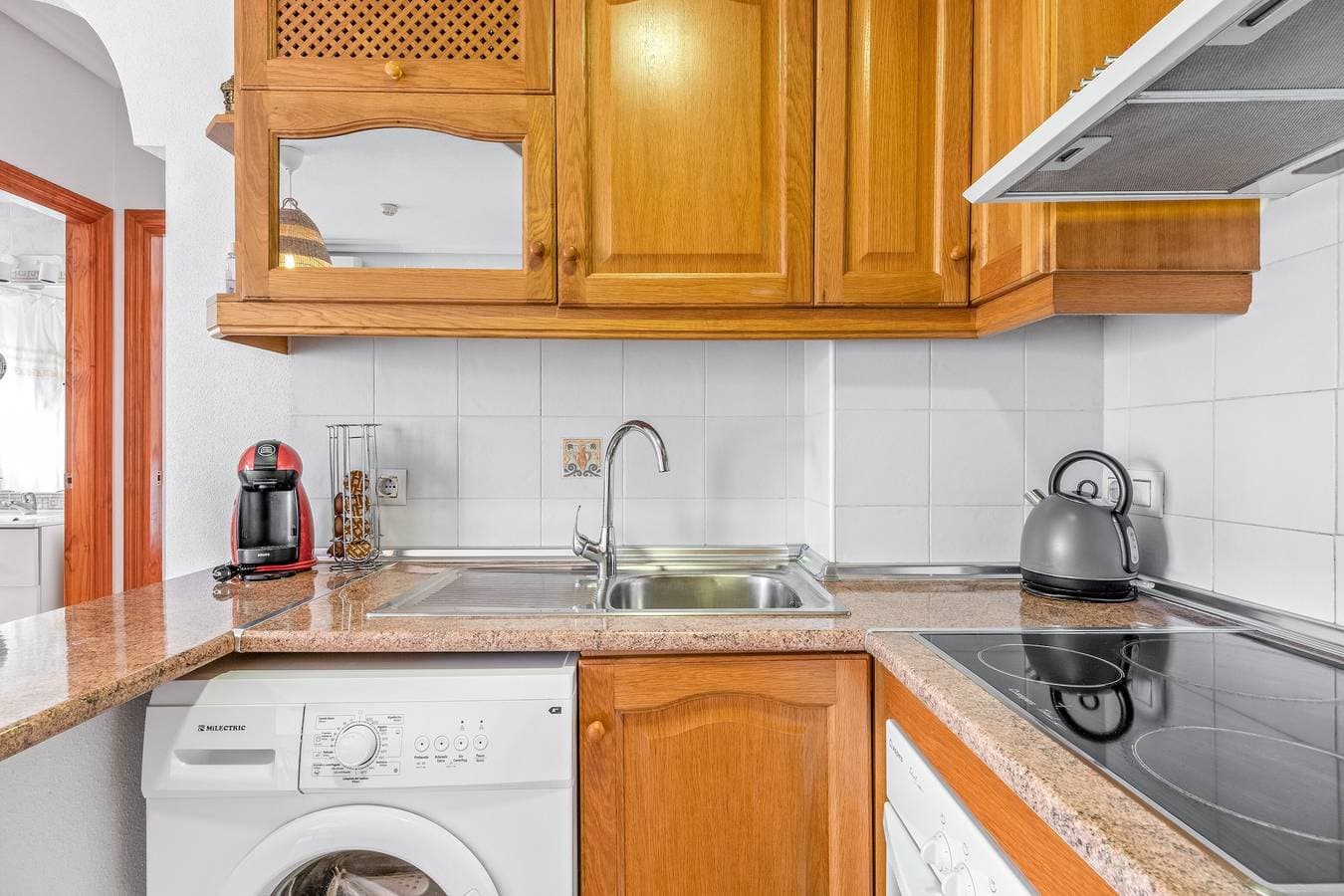 Foto 9 von 19: Ferienwohnung 'Mandarín Playamarina 2' mit Gemeinschaftspool, WLAN und Klimaanlage