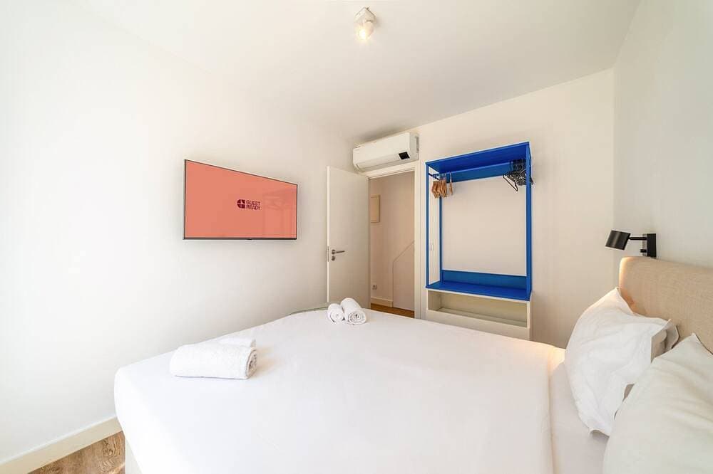 Foto 5 von 26: GuestReady - Carolina Building: Erdgeschoss Rechts