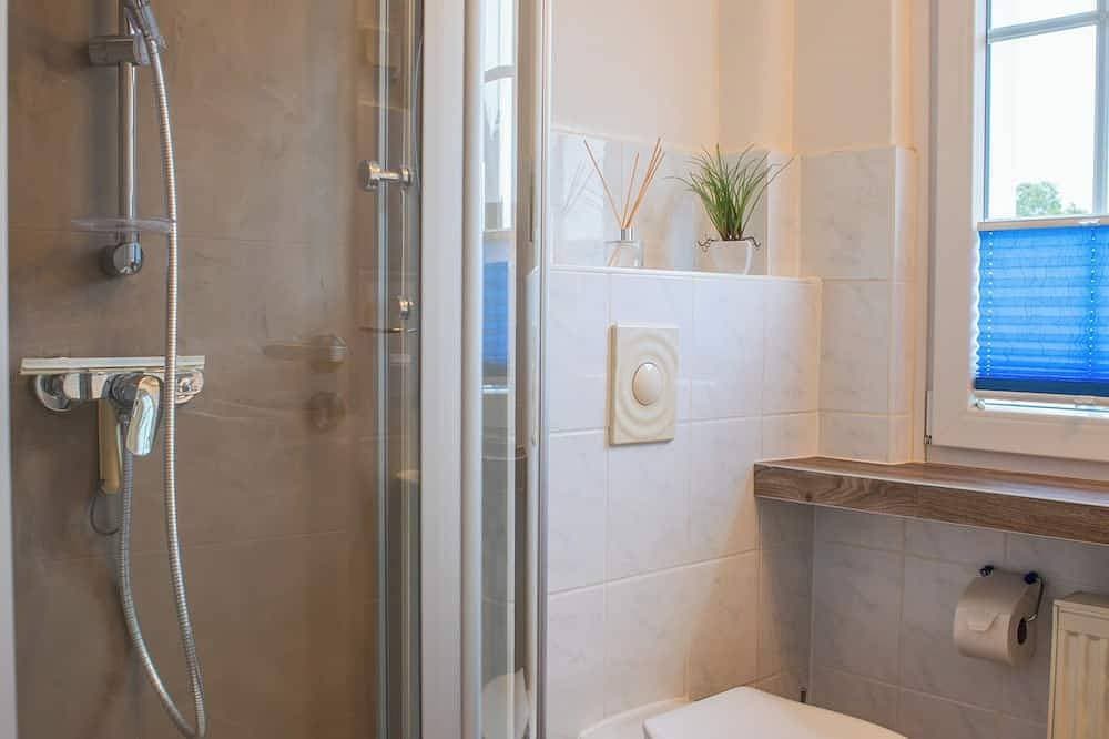 Foto 4 von 30: Südhanglage mit Panoramablick  u.Wellness-Oase im Haus