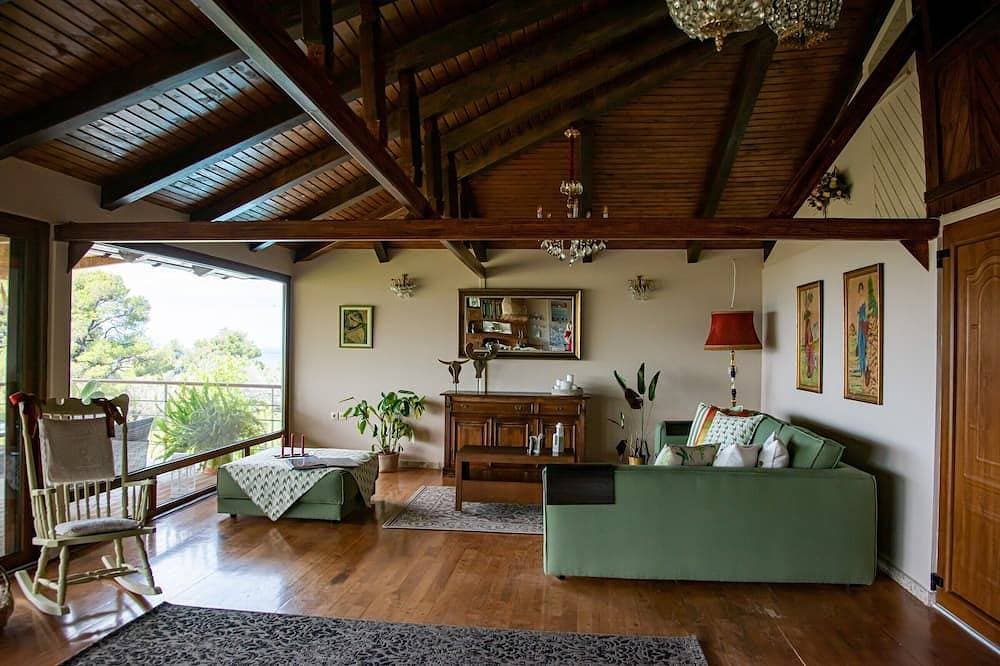 Foto 11 von 30: Calypso Villa With Jacuzzi Pool & Sea View