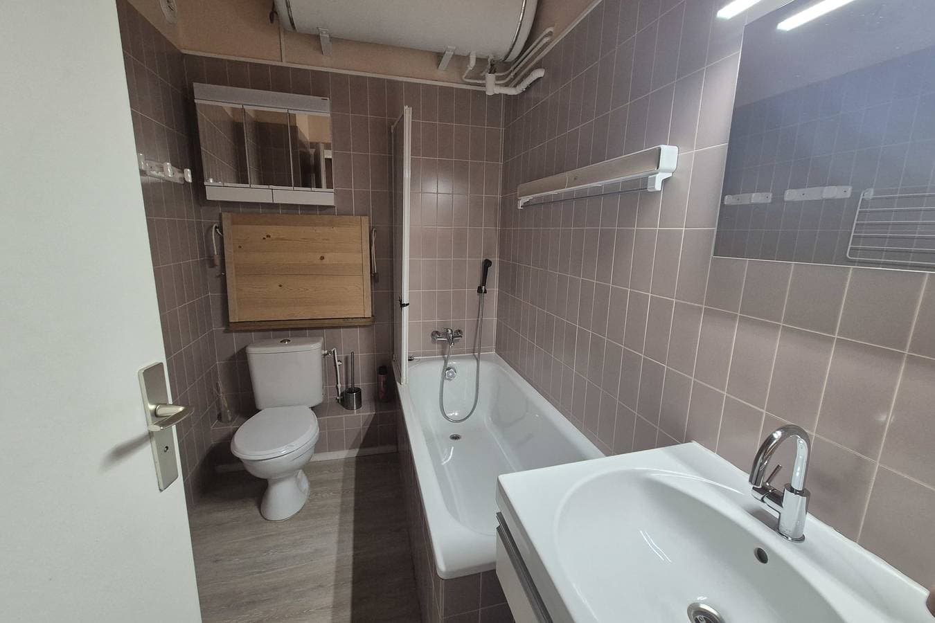 Foto 9 von 24: Ferienwohnung für 6 Personen mit Balkon
