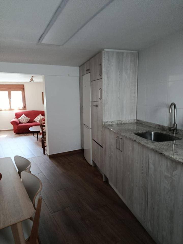 Foto 7 von 16: Two-Bedroom Apartment