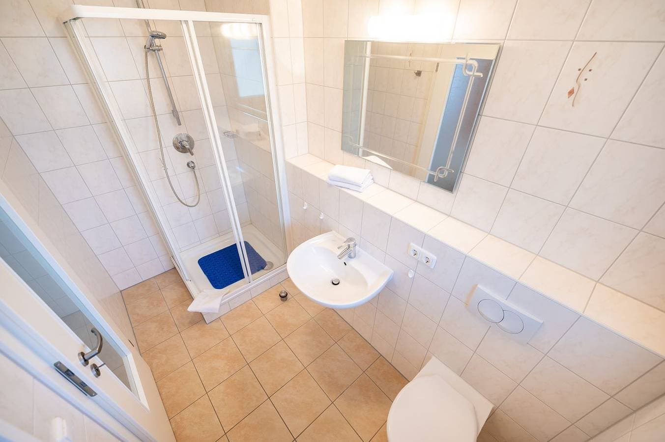 Foto 11 von 18: Gemütliche Ferienwohnung mit Südwestterrasse, direkte Strandlage