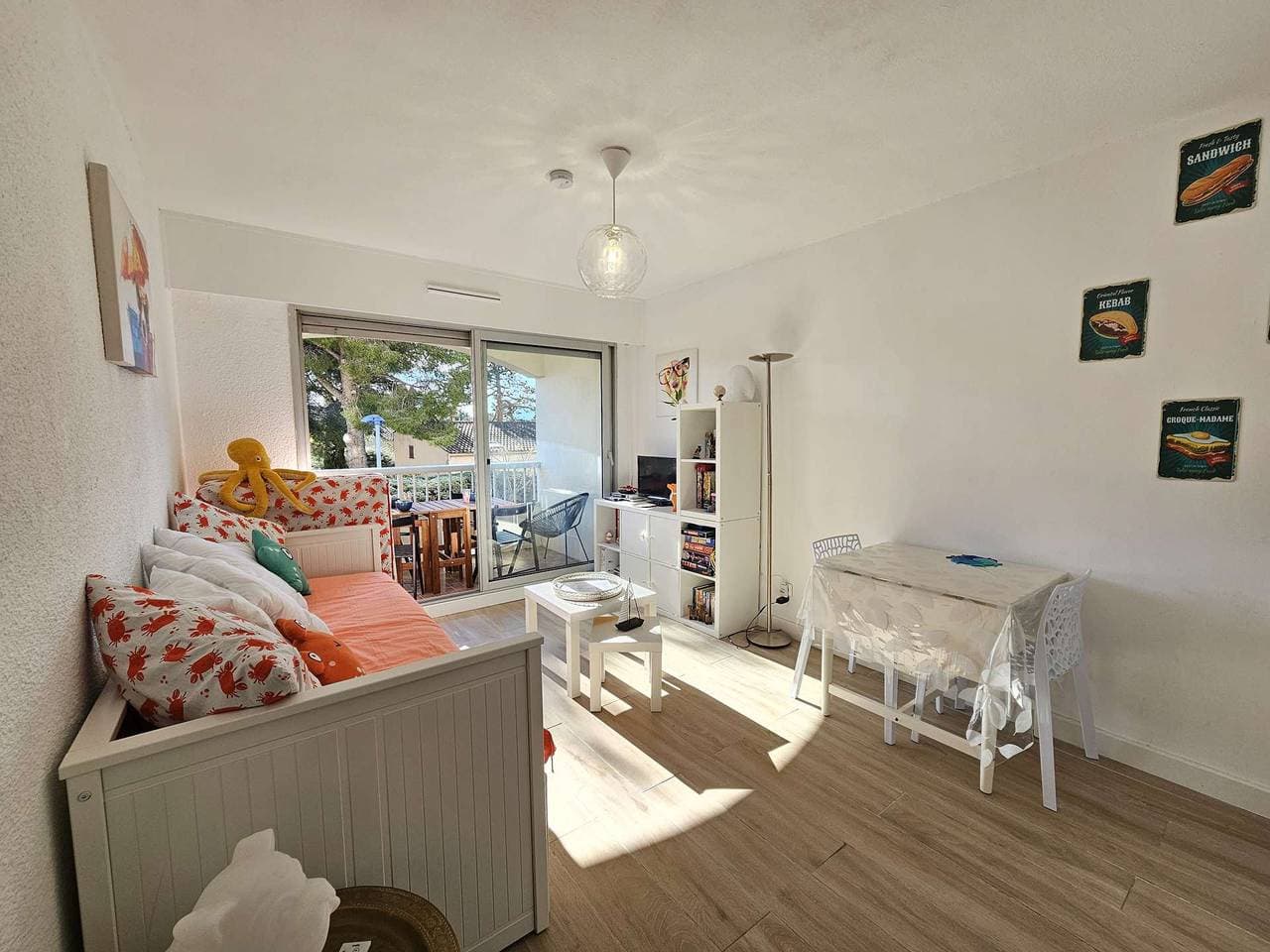 Foto 4 von 10: Studio mit Terrasse in Strandnähe, Wi-Fi