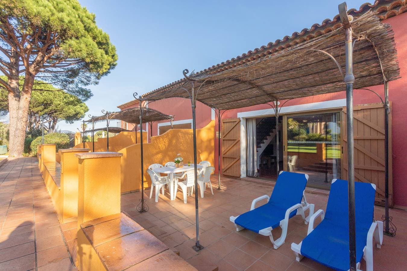 Foto 3 von 28: Villa '25 Lola Flores' mit privater Terrasse, Wi-Fi und Klimaanlage