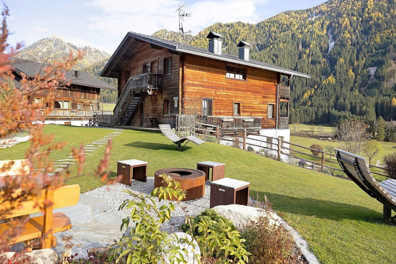 Foto 4 von 28: Ferienwohnung 'Lärche' mit Bergblick, Gemeinschaftsterrasse und Wi-Fi