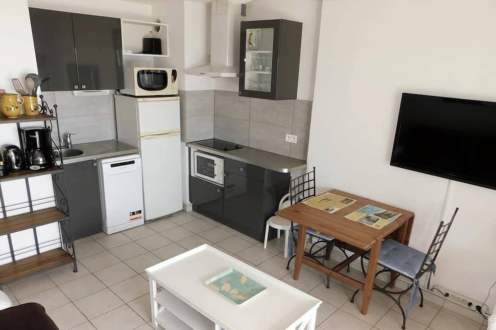 Foto 7 von 9: 2-room apartment with air conditioning + wifi, 18m² terrace facing the sea, private parking