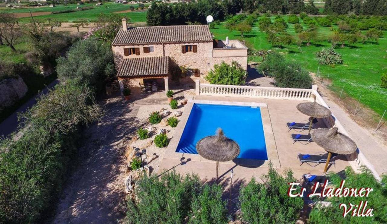 Foto 11 von 27: Villa with Private Pool