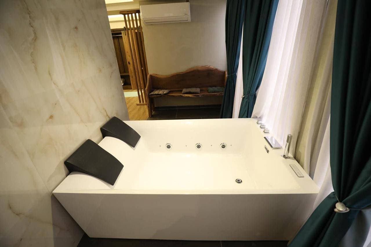 Foto 6 von 13: Deluxe King Suite