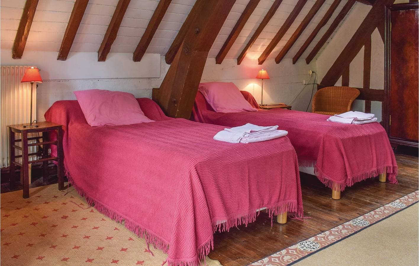 Foto 9 von 28: Gemütliche Wohnung mit Parkplatz, TV, Garten und Internet, in der Nähe von Beaumontel und La Risle, 200qm