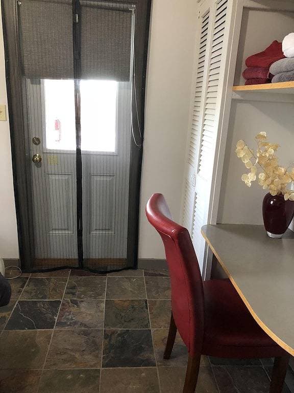 Neue Wohnung,ruhige lage,baume,Nur Wenige Minuten Zum Hafen Und in die Innenstad 1