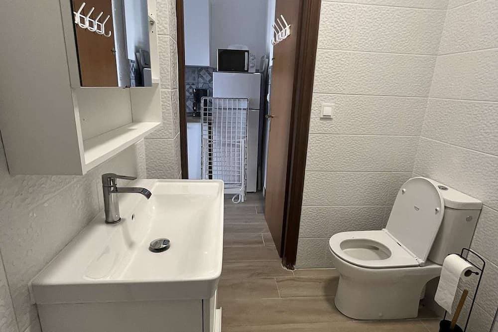 Foto 4 von 15: Duplex climatisé en bord de mer avec terrasse, jardin et parking, à 20m de la plage et commerces à pied