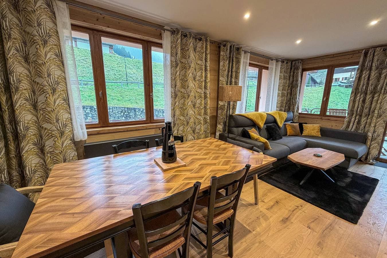 Foto 5 von 26: Ferienwohnung für 6 Personen mit Balkon