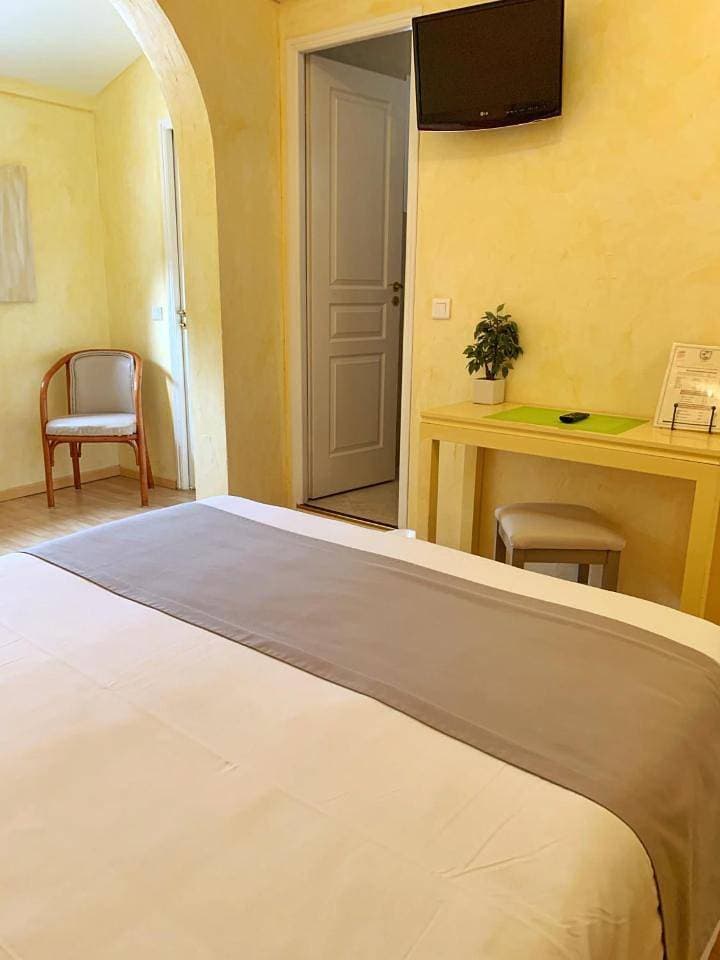 Foto 9 von 14: Triple Room - Hill Side