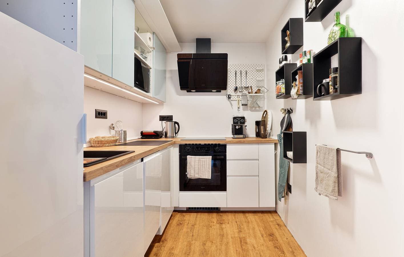Foto 8 von 31: Gemütliche 1-Zimmer-Wohnung mit Meerblick, Terrasse und WLAN, 400 m vom Strand entfernt