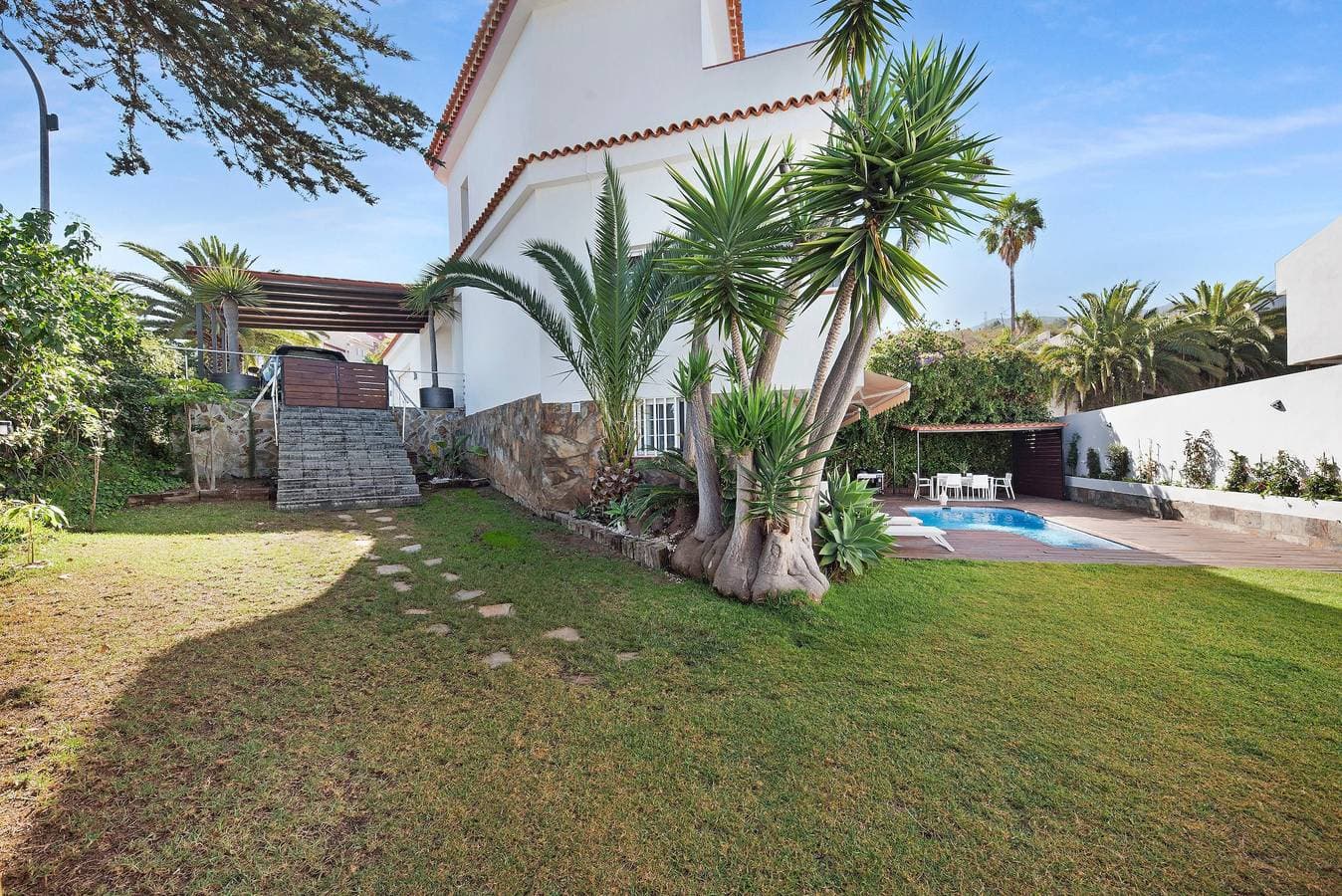 Foto 2 von 37: "Loft la Matanza" mit Meerblick, Bergblick, Pool, Terrasse & Garten