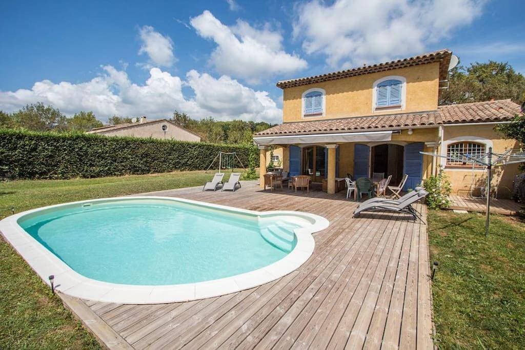 Foto 5 von 12: Villa