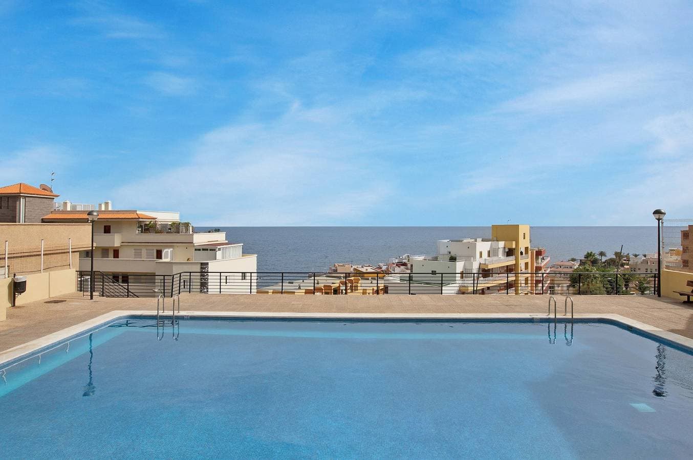 Foto 4 von 23: Ferienwohnung 'Apartamento Caletillas Alan' mit Gemeinschaftspools, Terrasse und WLAN