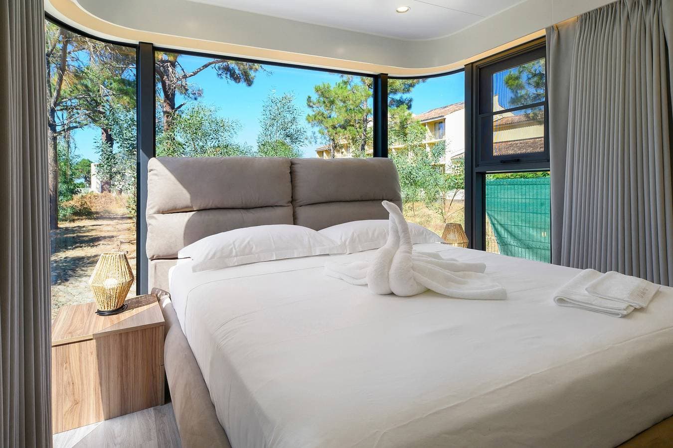 Foto 5 von 21: Gästezimmer „Futura 1 – Haus der Zukunft“ in Borgo, 50 m vom Strand entfernt