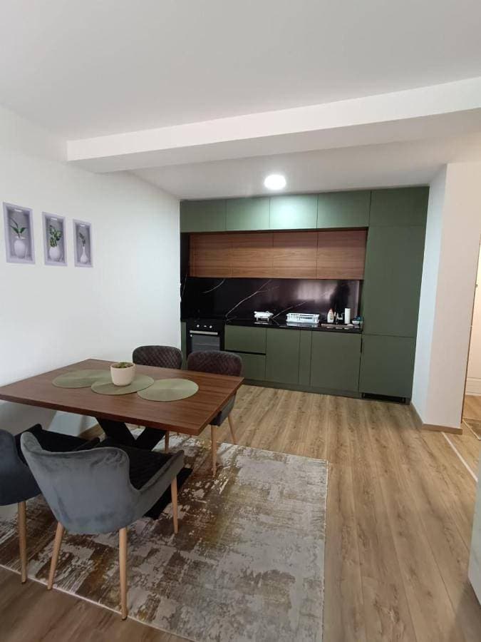 Luksuzni Apartman Ema 2 1