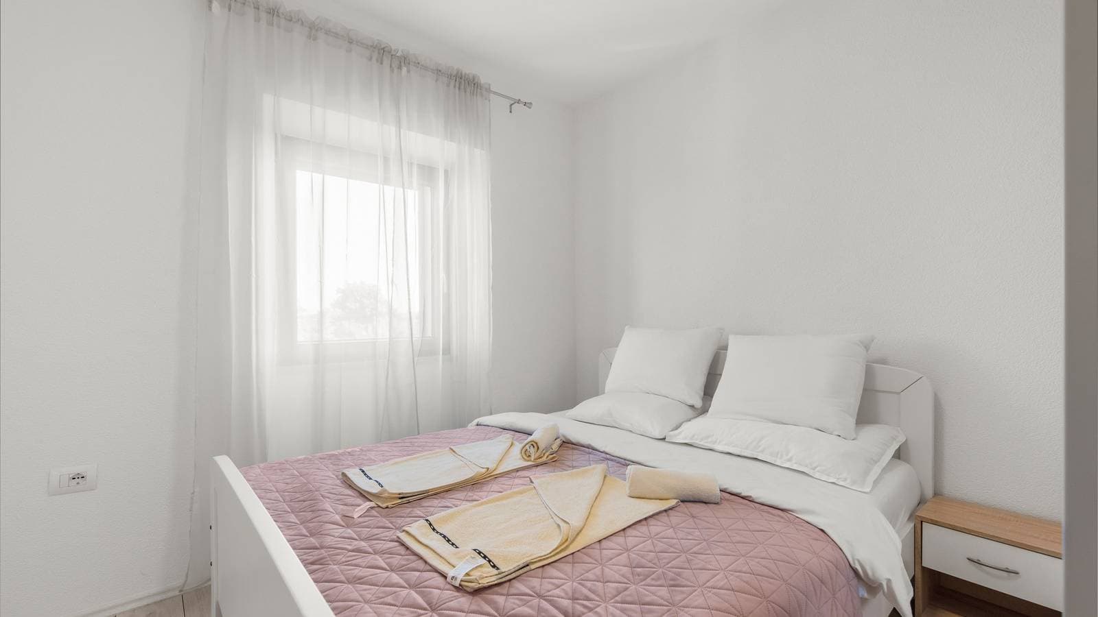 Foto 4 von 13: Ferienwohnung für 4 Personen mit Balkon/Terrasse