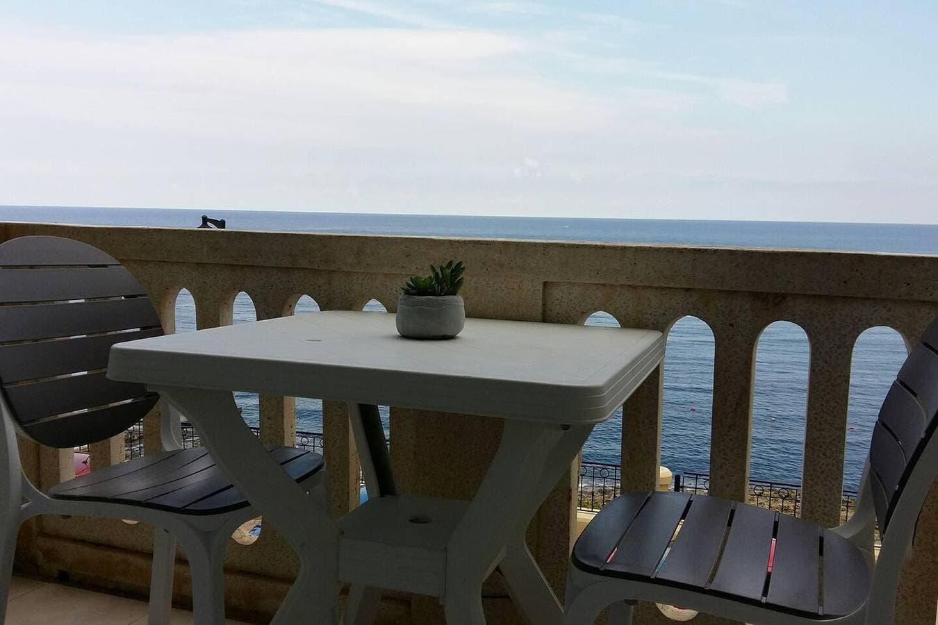Foto 2 von 37: Ferienwohnung für 4 Personen mit Meerblick