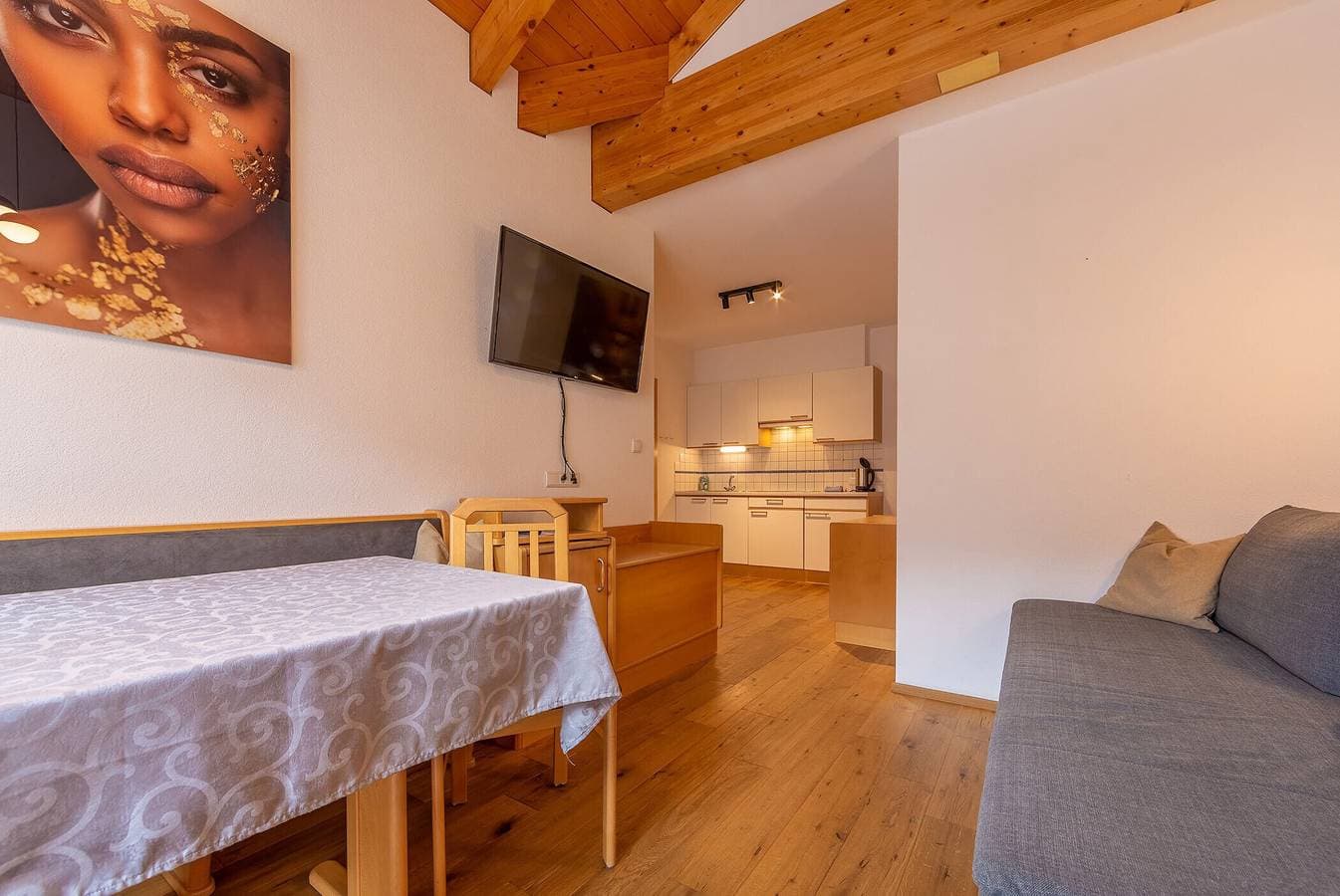 Foto 5 von 11: Ferienwohnung 'Alpengruss Natura' mit Bergblick, Gemeinschaftsgarten und WLAN