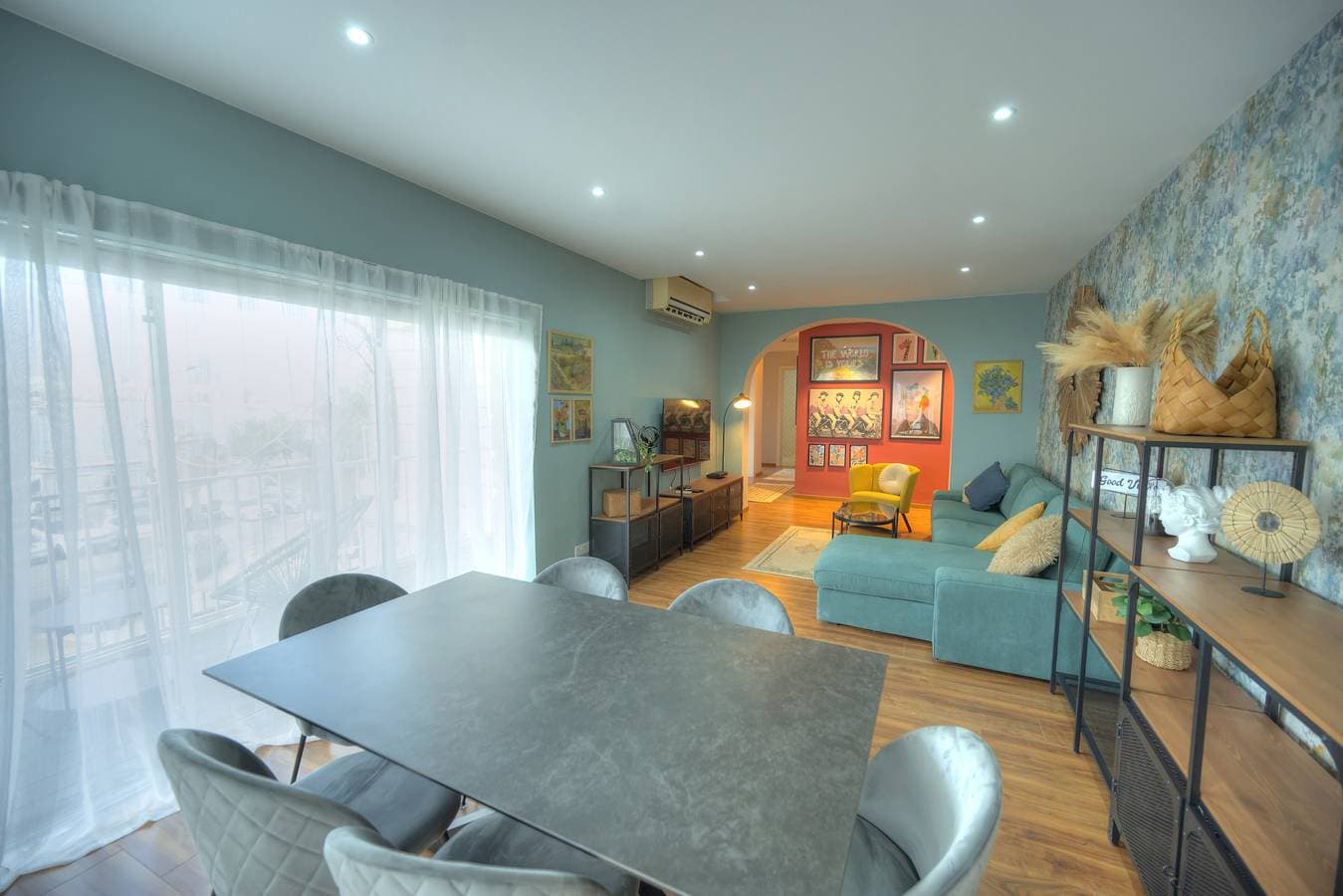 Foto 9 von 39: Ferienwohnung für 6 Personen mit Balkon