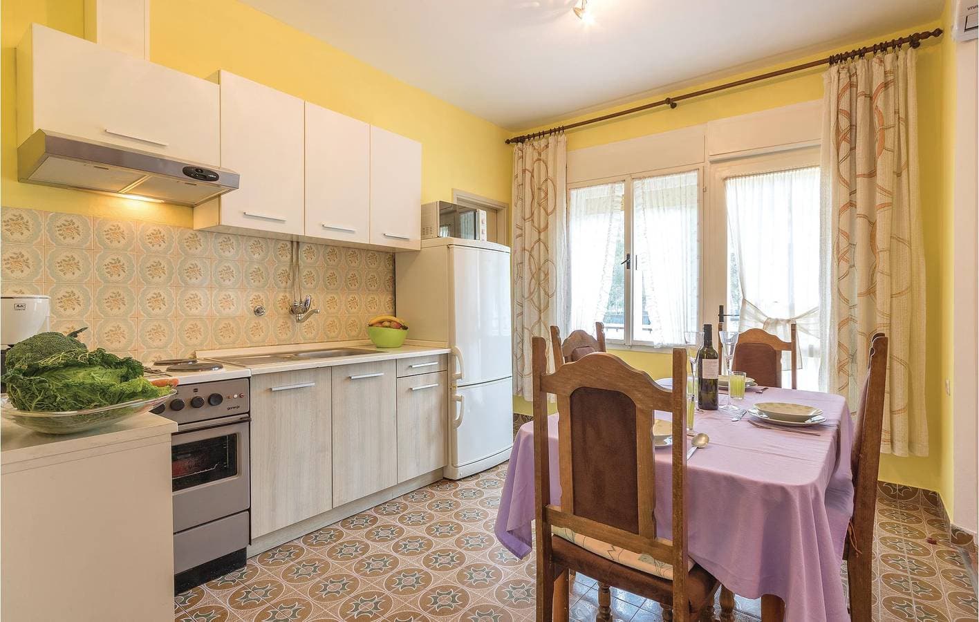 Foto 6 von 32: Gemütliche 2-Zimmer-Wohnung mit Terrasse, WLAN und Parkplatz, 2,5 km vom Strand entfernt