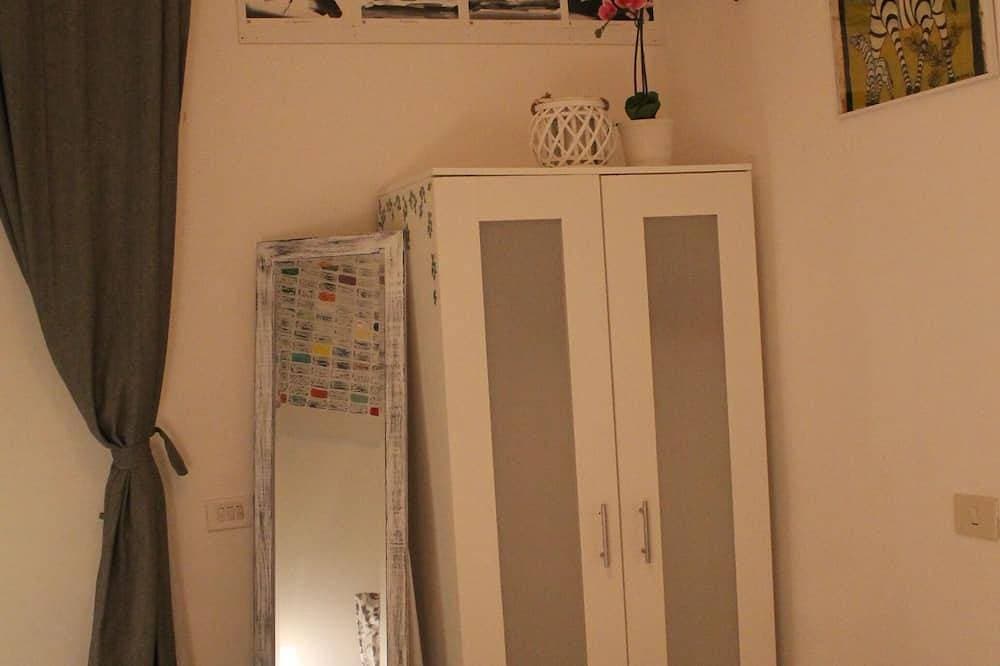 Foto 7 von 28: Abhängigkeit umgeben vom Grün des nördlichen Roms