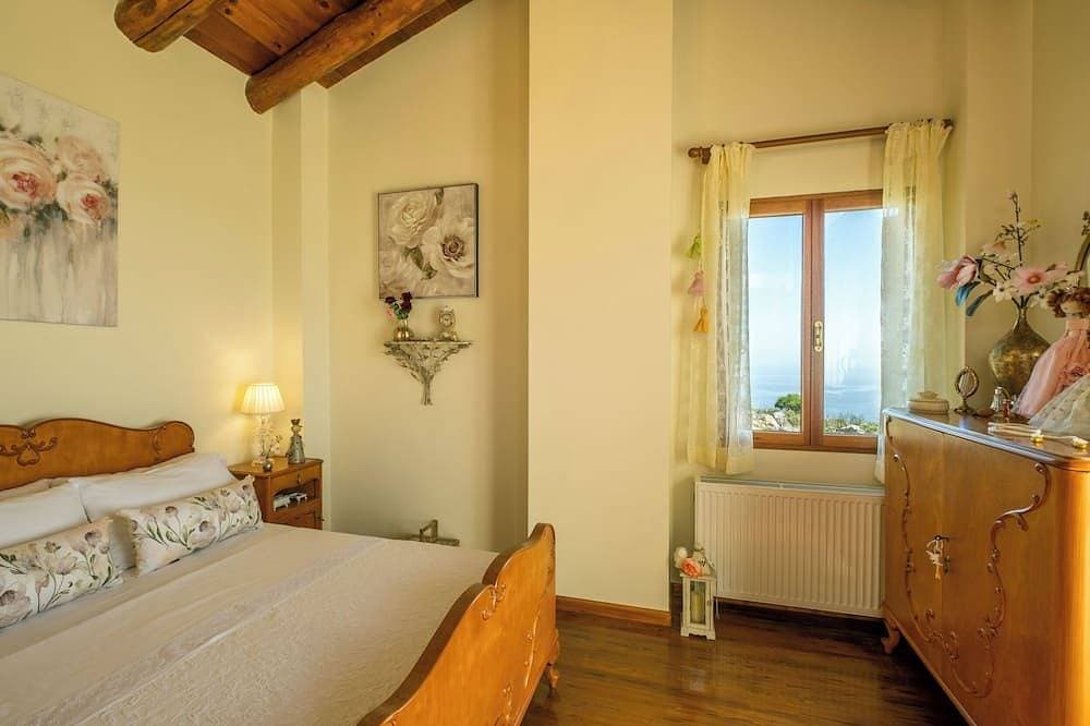 Foto 3 von 30: Maria's panoramic seaview Villa