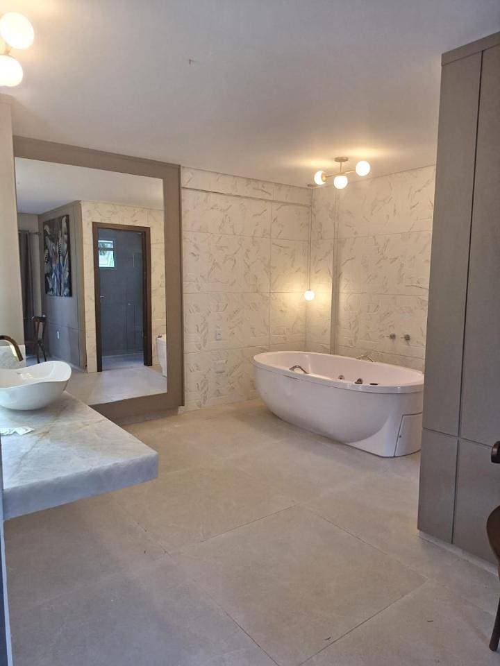 Foto 7 von 9: Deluxe King Suite