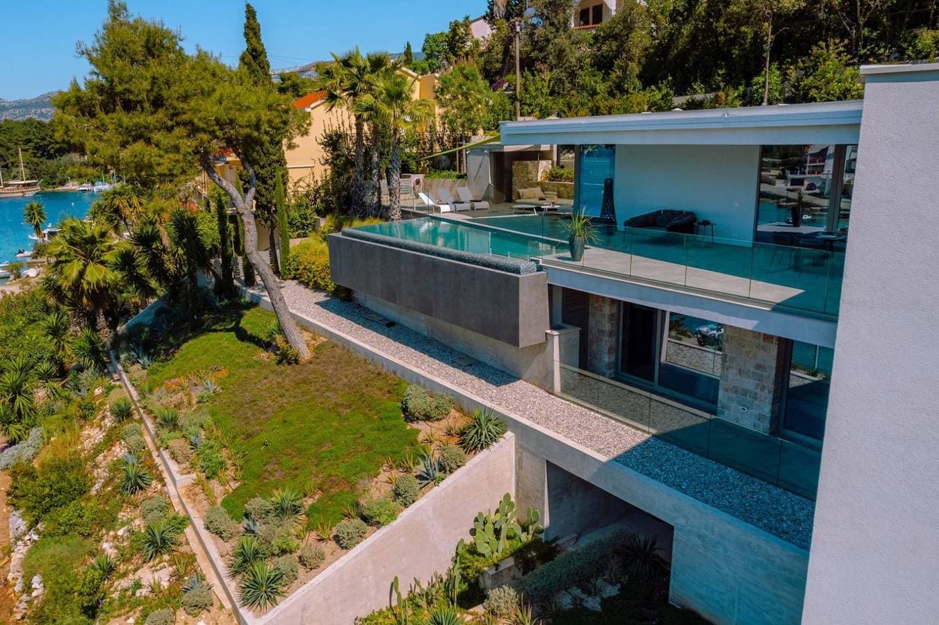 Foto 8 von 50: Luxury Seafront Villa Aman Korcula with Pool