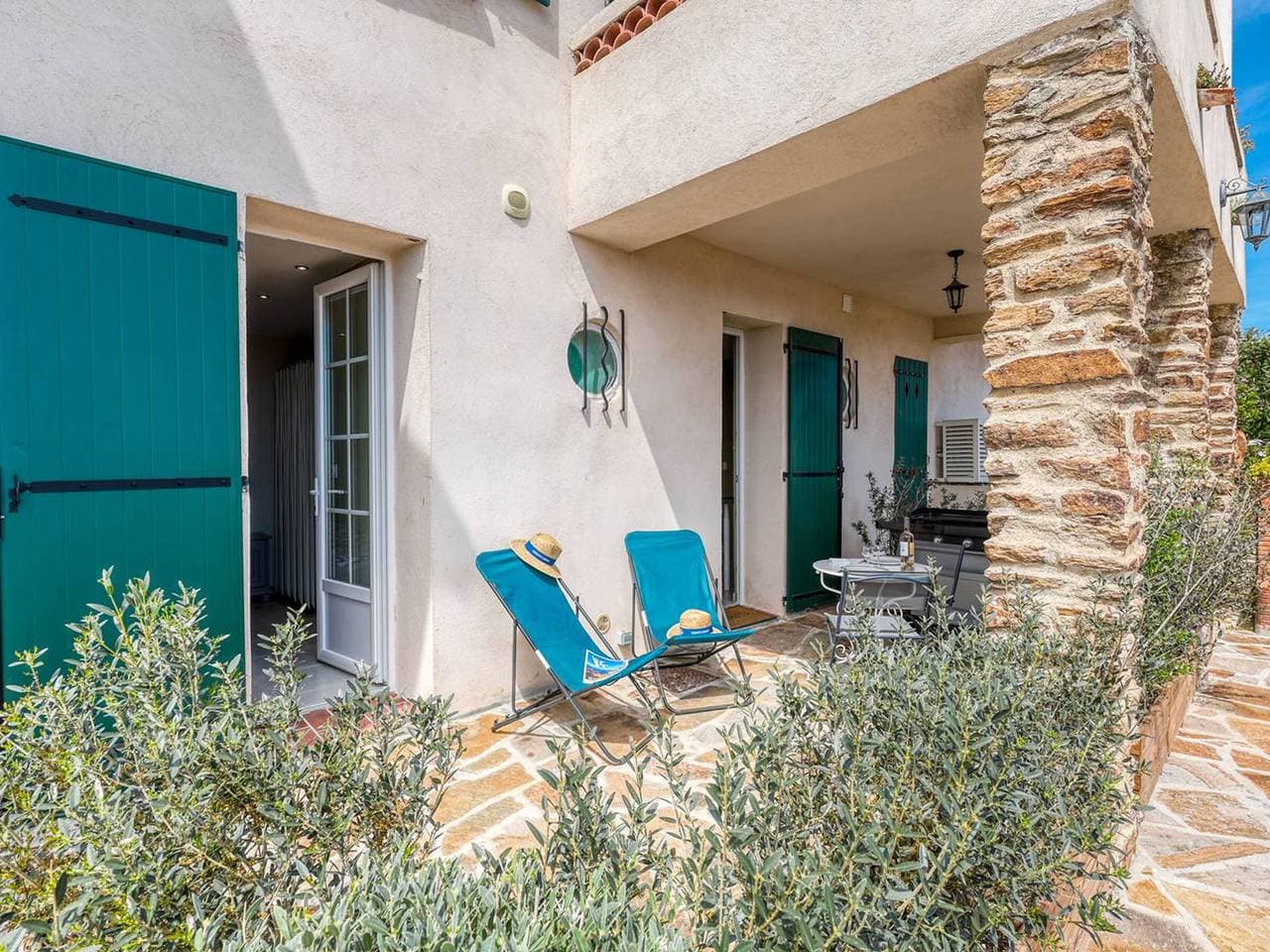 Foto 4 von 19: Wohnung in Lavandou - Meerblick - Klimatisiert - Alles zu Fuß erreichbar