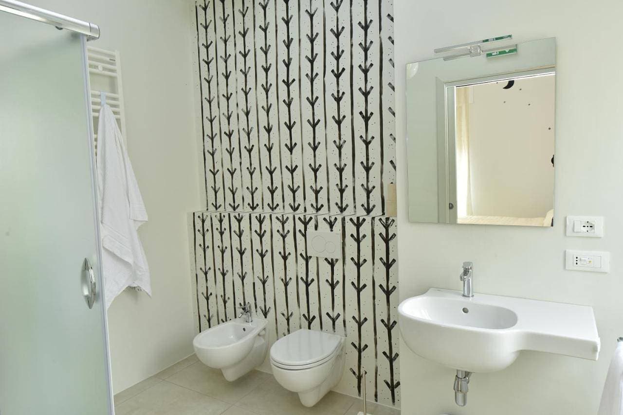 Foto 8 von 14: Double Room with Private Bathroom