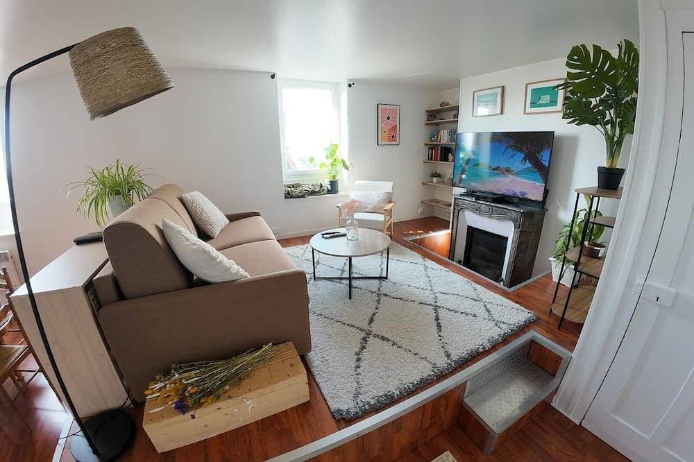 The Panoramic Nest 1