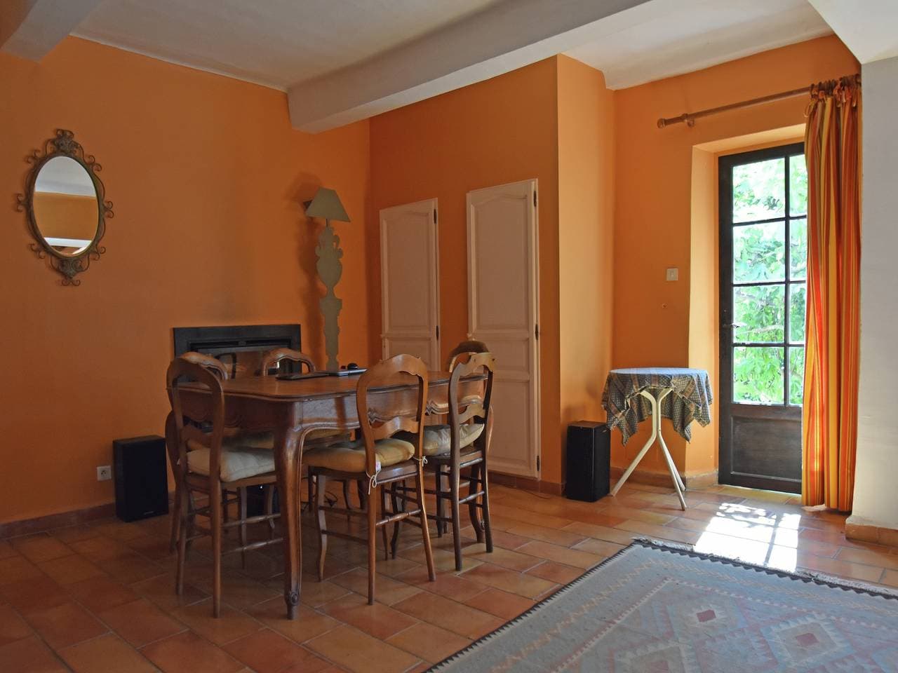 Foto 9 von 41: Großes Ferienhaus mit Pool im Var.